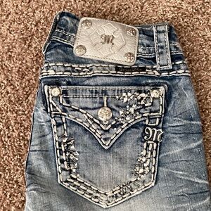 Miss Me (26) Vintage Blue Capri Jeans with Silver Accents